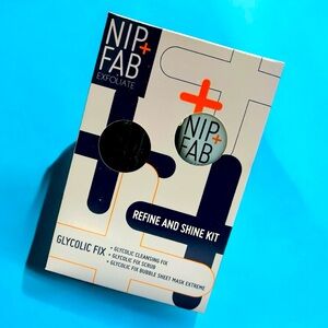 Nip + Fab Refine and Shine Exfoliate Kit
